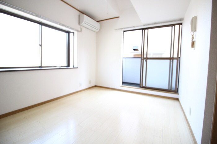 物件内観写真22　(居室)