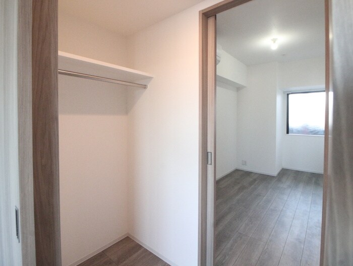 物件内観写真11　(収納)