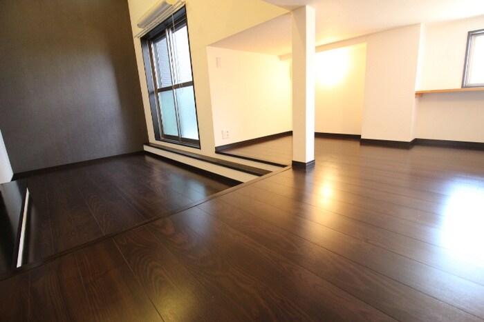 物件内観写真8　(居室)