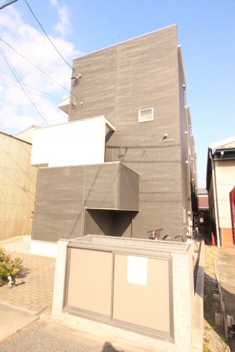 物件外観写真3　(外観写真)