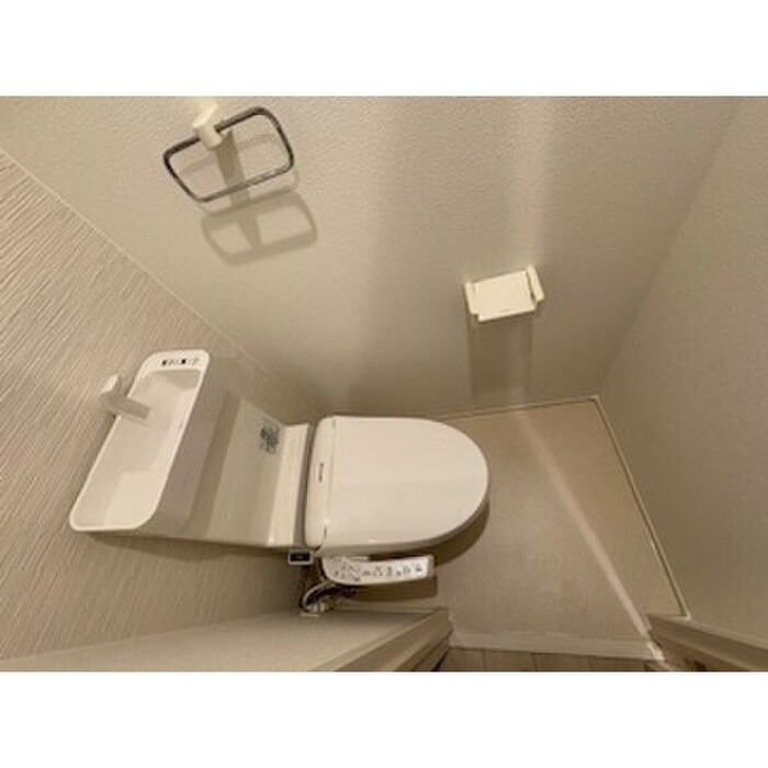 物件内観写真13　(トイレ)