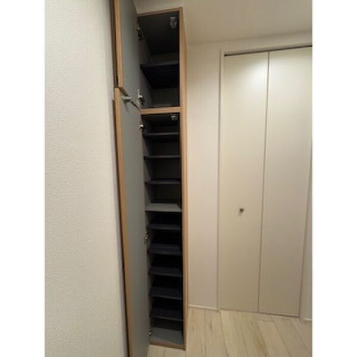 物件内観写真16　(靴箱)