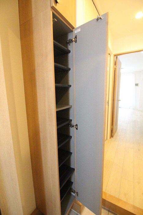 物件内観写真17　(靴箱)