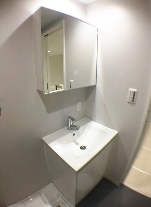 物件内観写真11　(洗面)