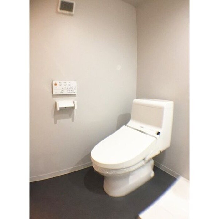 物件内観写真13　(トイレ)