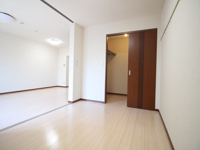 物件内観写真12　(居室)