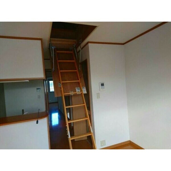 物件内観写真10　(収納)