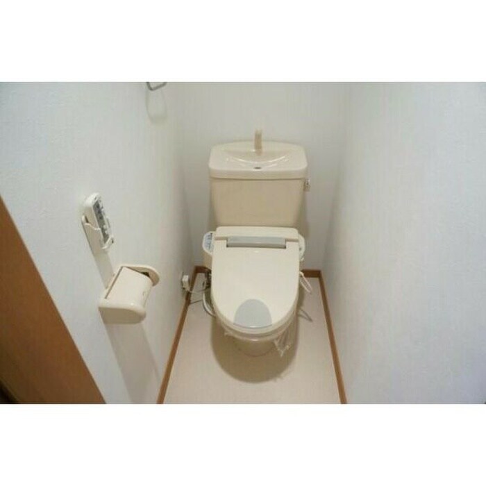 物件内観写真12　(トイレ)