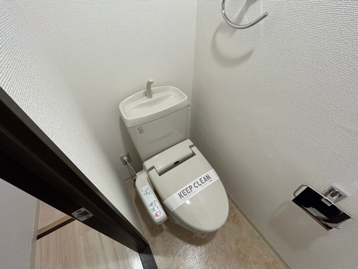 物件内観写真11　(トイレ)