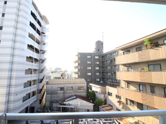 物件内観写真16　(室内からの展望)