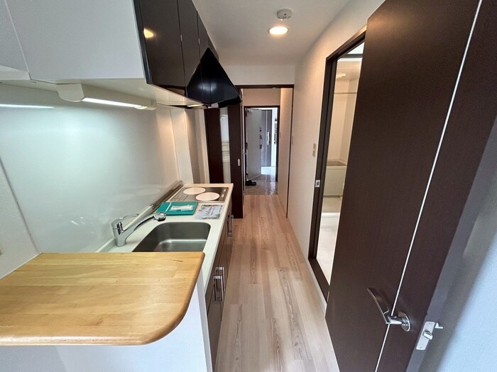 物件内観写真19　(廊下)