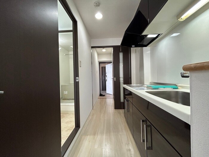 物件内観写真19　(廊下)