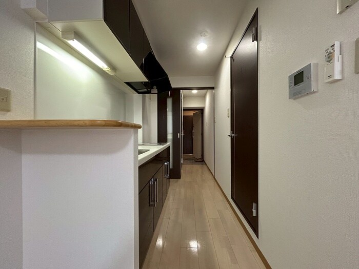 物件内観写真19　(廊下)