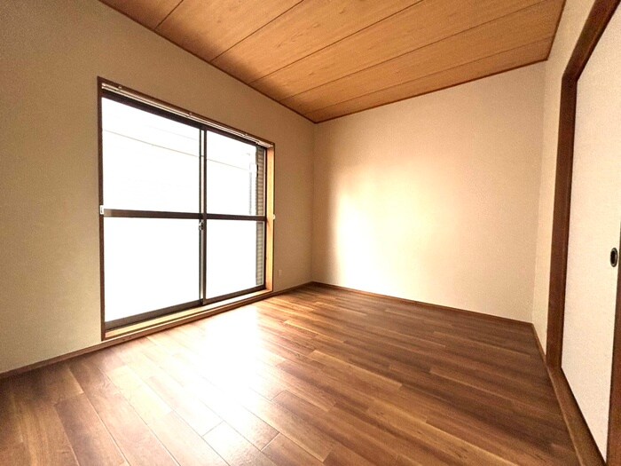 物件内観写真19　(居室)