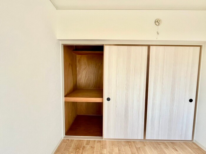 物件内観写真10　(収納)