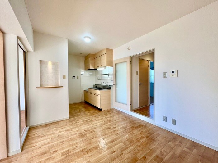 物件内観写真11　(居室)