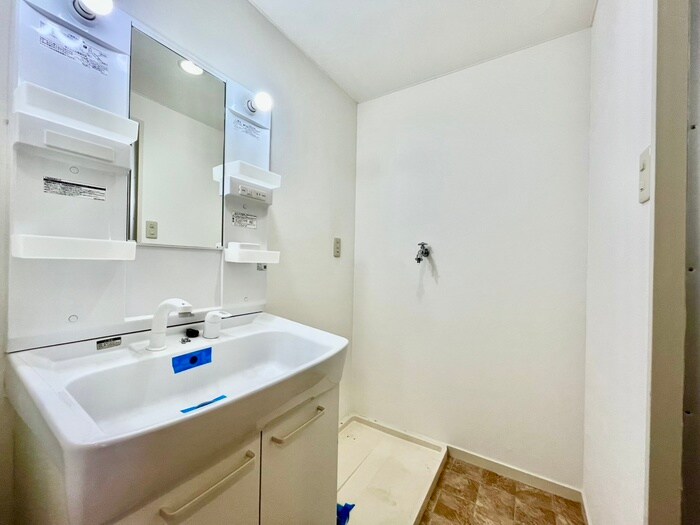 物件内観写真18　(洗面)