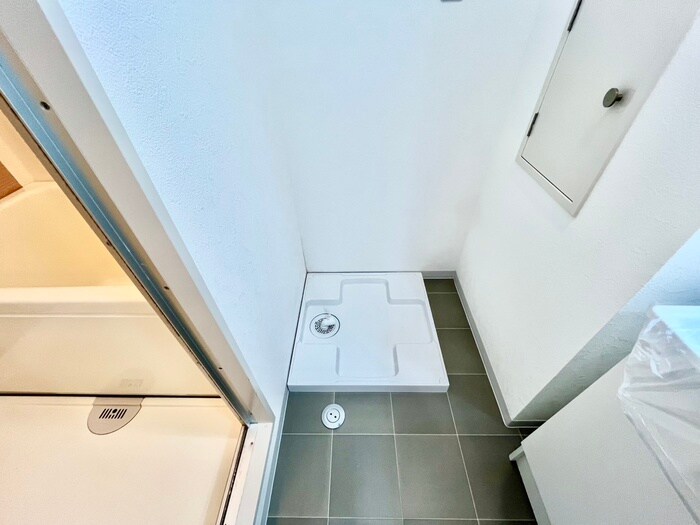 物件内観写真19　(洗濯機置場)