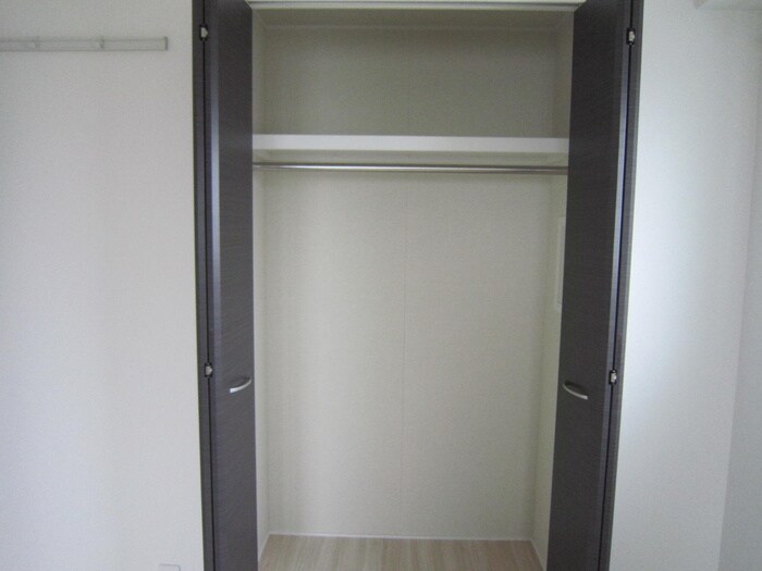 物件内観写真12　(収納)