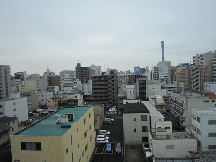 物件内観写真15　(室内からの展望)