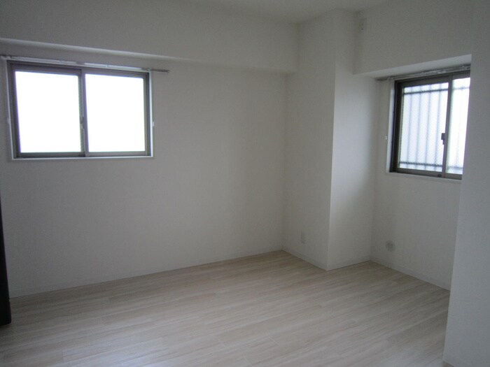 物件内観写真17　(居室)