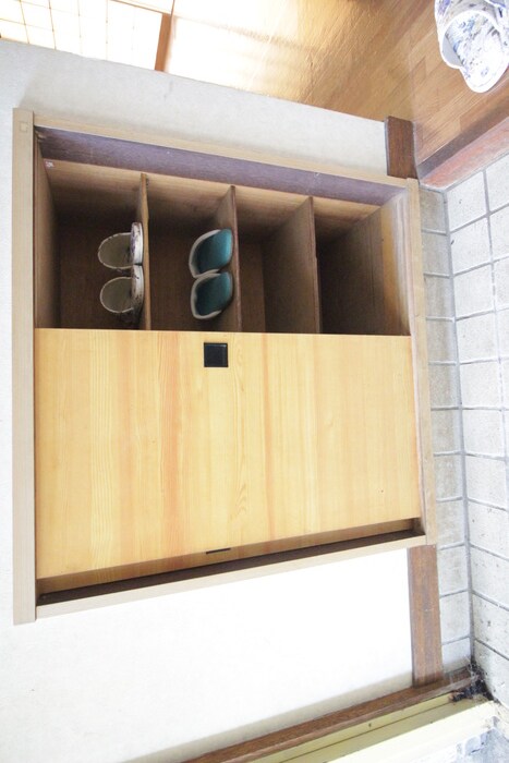 物件内観写真8　(靴箱)