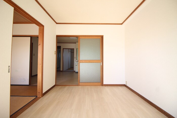 物件内観写真10　(居室)