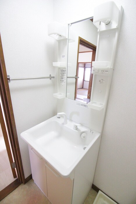 物件内観写真12　(洗面)