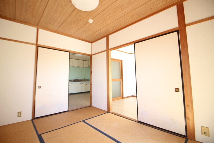 物件内観写真16　(居室)