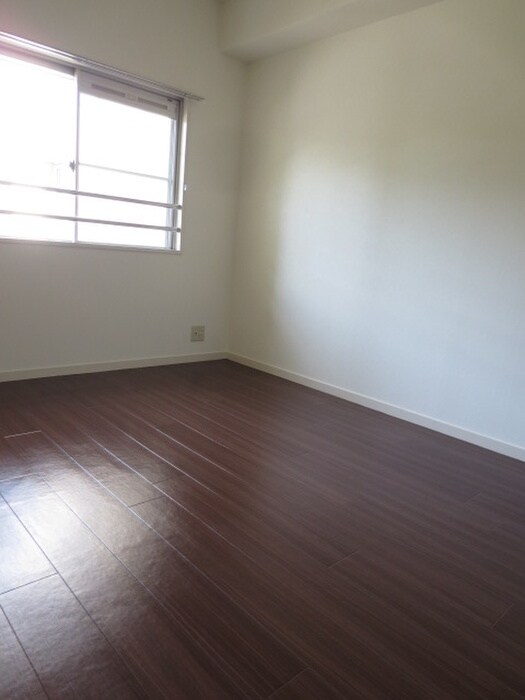 物件内観写真13　(居室)