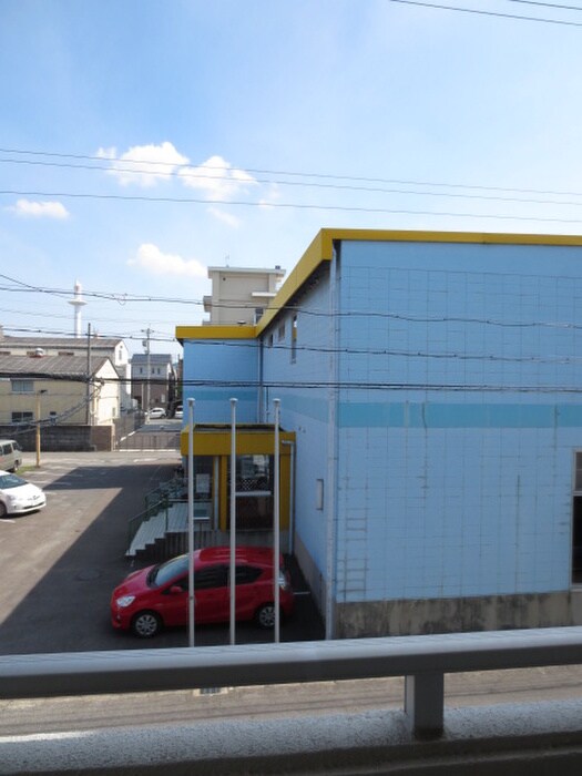 物件内観写真19　(室内からの展望)