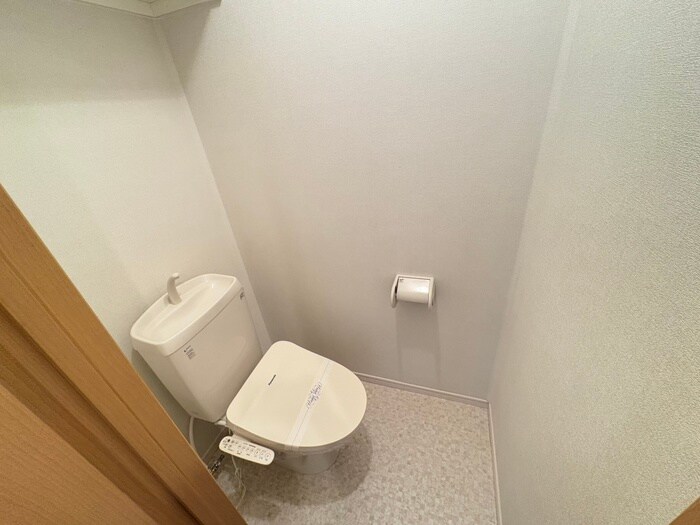 物件内観写真12　(トイレ)