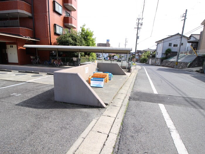 物件外観写真6　(外観写真)