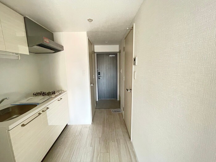 物件内観写真9　(廊下)