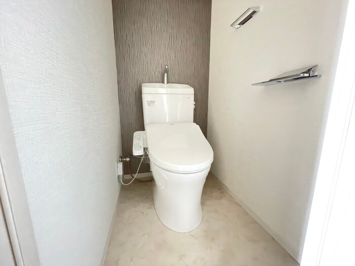 物件内観写真10　(トイレ)