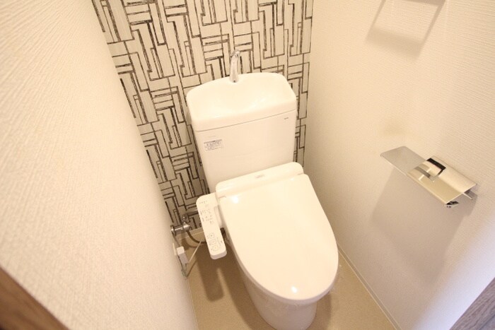 物件内観写真14　(トイレ)