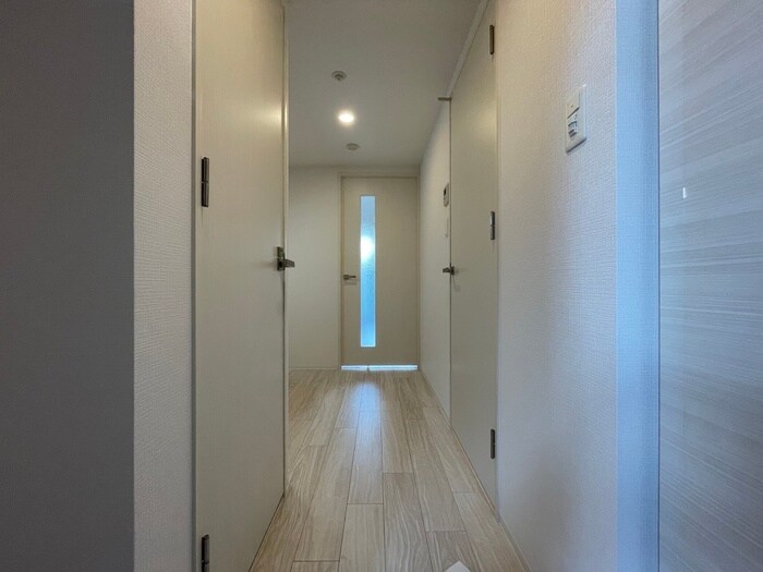 物件内観写真14　(廊下)