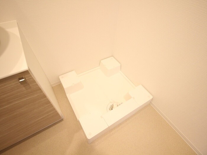 物件内観写真15　(洗濯機置場)