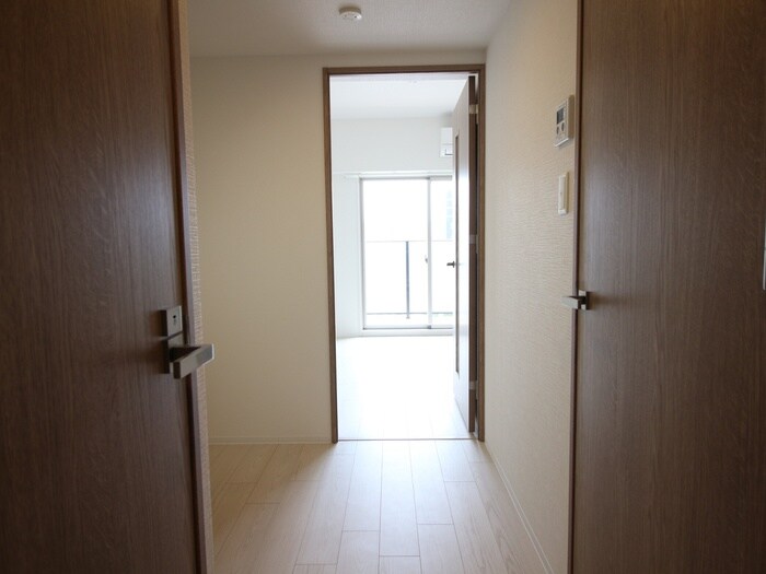 物件内観写真18　(廊下)