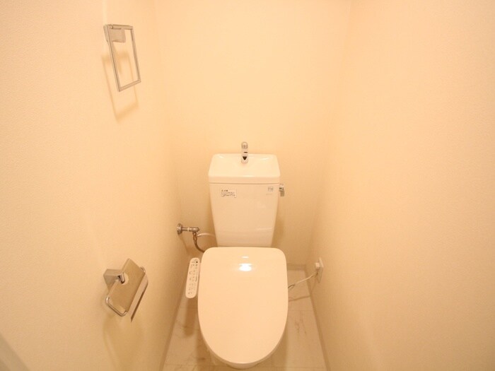 物件内観写真12　(トイレ)