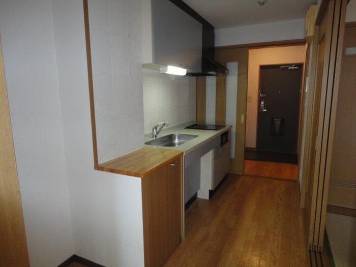 物件内観写真13　(廊下)