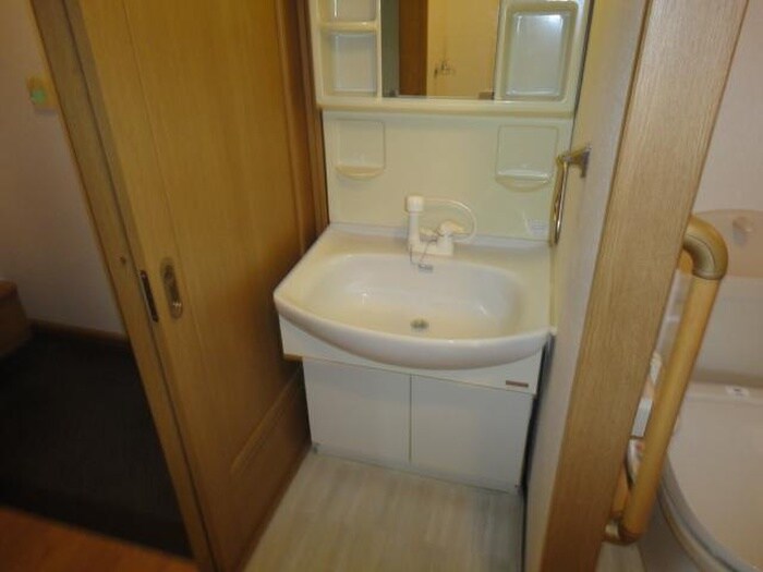 物件内観写真15　(洗面)