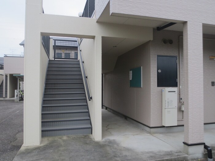 物件外観写真4　(外観写真)