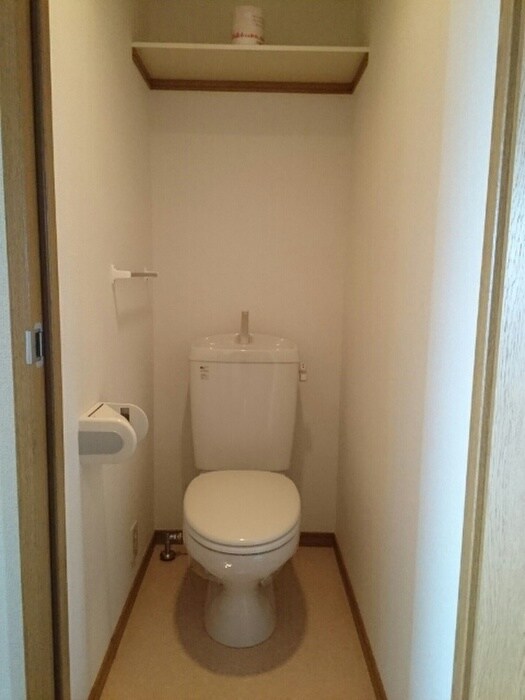 物件内観写真5　(トイレ)