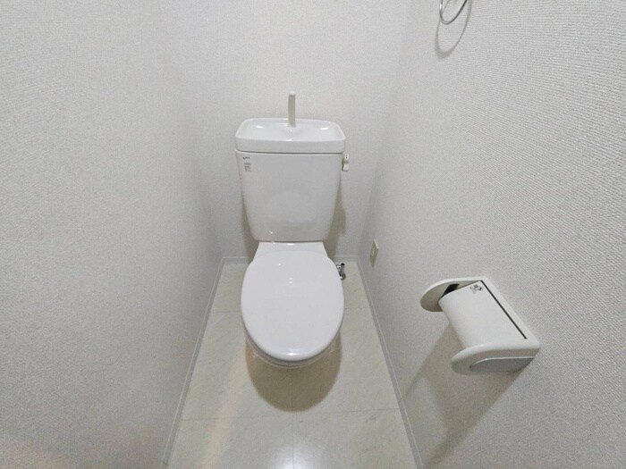 物件内観写真11　(トイレ)