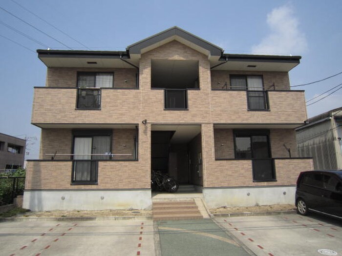 物件外観写真2　(外観写真)