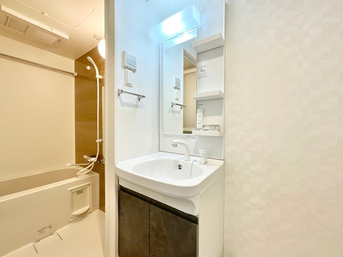 物件内観写真12　(洗面)