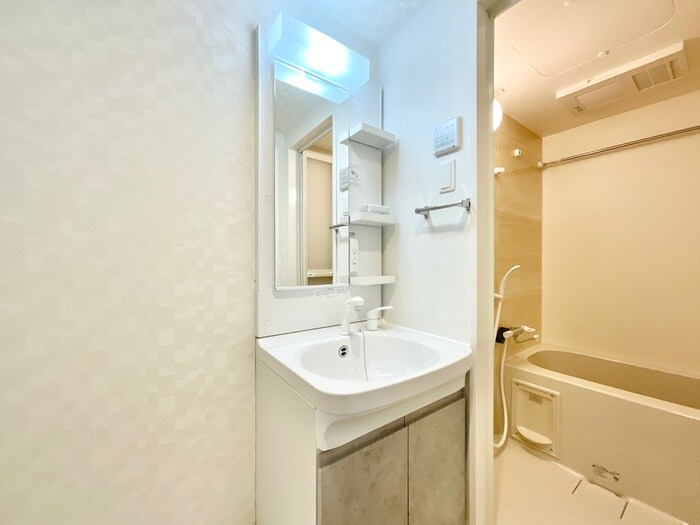 物件内観写真12　(洗面)