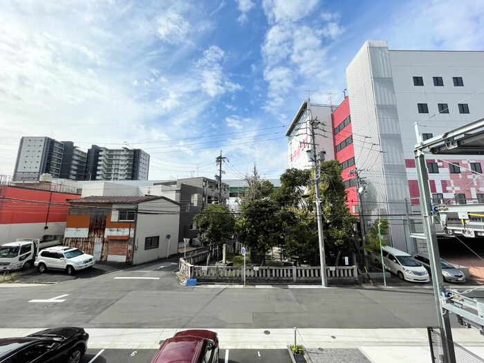 物件内観写真15　(室内からの展望)