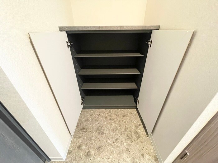 物件内観写真17　(靴箱)